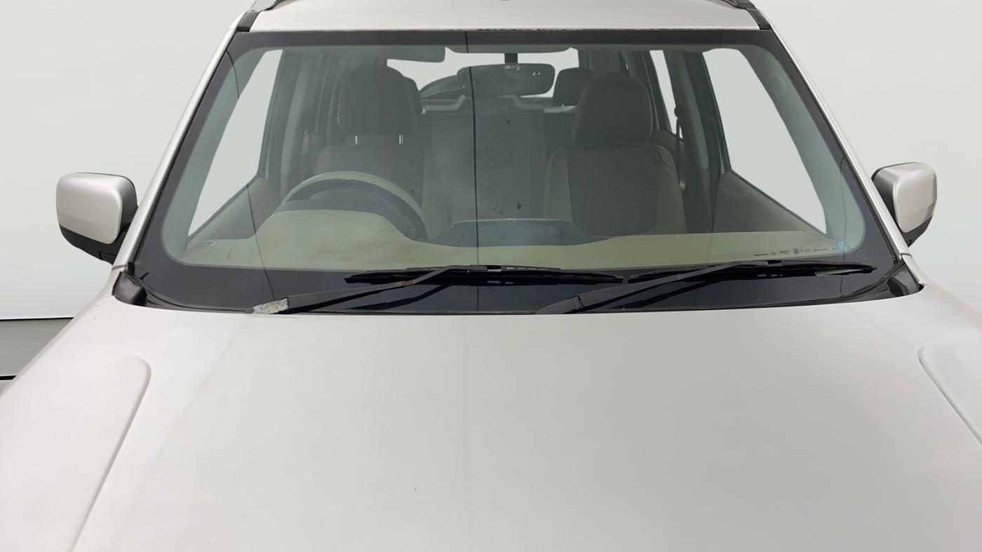 2018 Mahindra TUV300 T8, Diesel, Manual, 49,539 km, Front Windshield