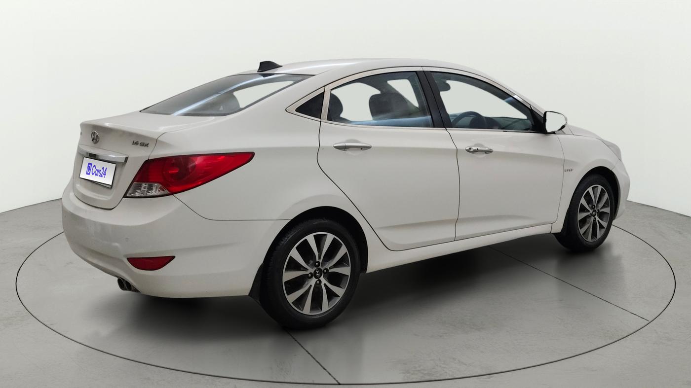 2014 Hyundai Verna FLUIDIC 1.6 VTVT SX OPT, Petrol, Manual, 47,752 km, Right Back Diagonal