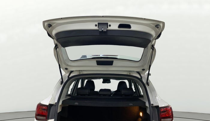 2022 MG ASTOR SHARP EX 1.5 MT, Petrol, Manual, 25,227 km, Boot Door Open