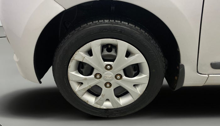 2014 Hyundai Grand i10 SPORTZ 1.2 KAPPA VTVT, Petrol, Manual, 84,021 km, Left Front Wheel