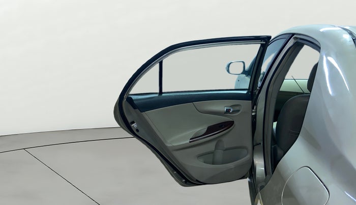 2013 Toyota Corolla Altis GL PETROL, CNG, Manual, 1,06,959 km, LHS Rear Door