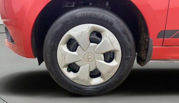 2019 Tata Tiago XT PETROL, Petrol, Manual, 43,380 km, Left Front Wheel
