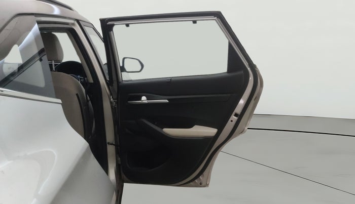 2022 KIA SELTOS HTK PLUS 1.5 IMT, Petrol, Manual, 32,190 km, RHS Rear Door