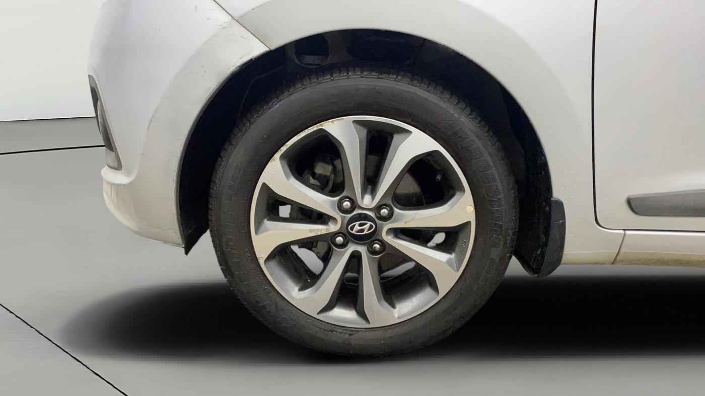 2014 Hyundai Xcent SX AT 1.2 (O), Petrol, Automatic, 10,886 km, Left Front Wheel