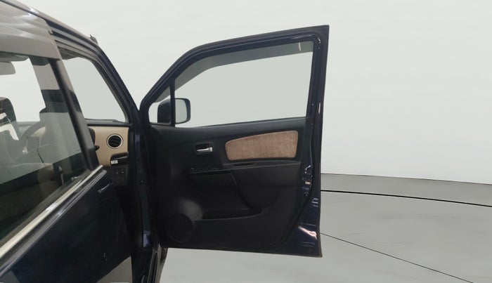 2018 Maruti Wagon R 1.0 VXI+, Petrol, Manual, 27,836 km, RHS Front Door