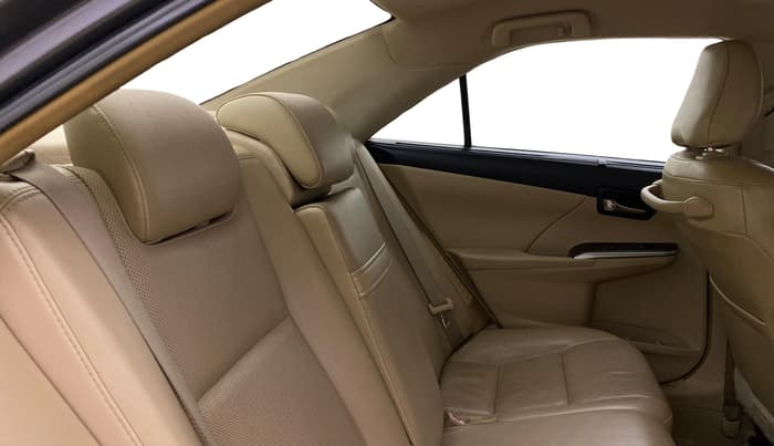 2014 Toyota Camry HYBRID, Hybrid, Automatic, 36,147 km, Right Side Rear Door Cabin