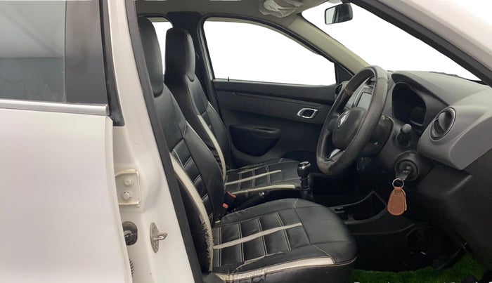 2019 Renault Kwid RXT 1.0 (O), Petrol, Manual, 82,791 km, Right Side Front Door Cabin