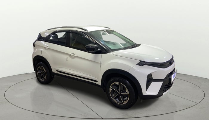 2024 Tata NEXON CREATIVE PLUS 1.5 REVOTORQ 6 AMT, Diesel, Automatic, 26,568 km, SRP