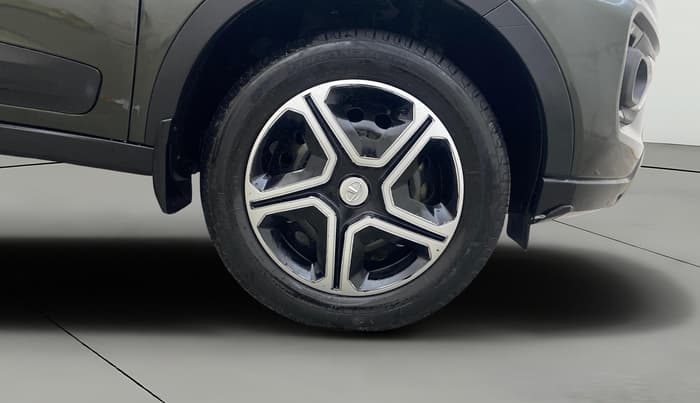 2022 Tata NEXON XM SUNROOF PETROL, Petrol, Manual, 52,446 km, Right Front Wheel