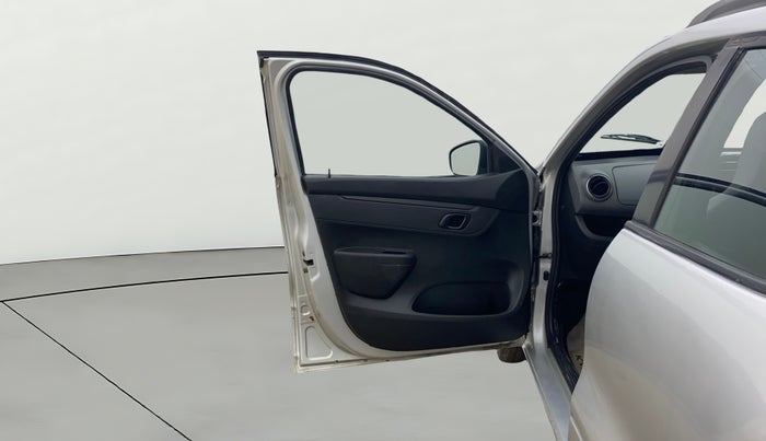 2017 Renault Kwid RXT 1.0, Petrol, Manual, 79,788 km, LHS Front Door