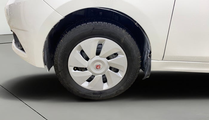 2017 Tata Tiago WIZZ EDITION PETROL, Petrol, Manual, 74,070 km, Left Front Wheel
