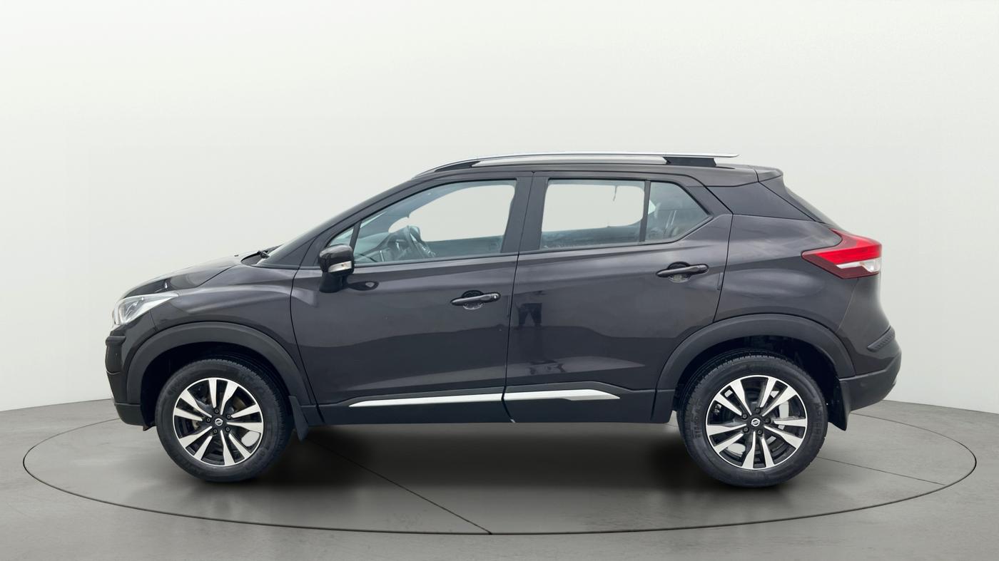 2022 Nissan Kicks XV TURBO 1.3, Petrol, Manual, 33,562 km, Left Side