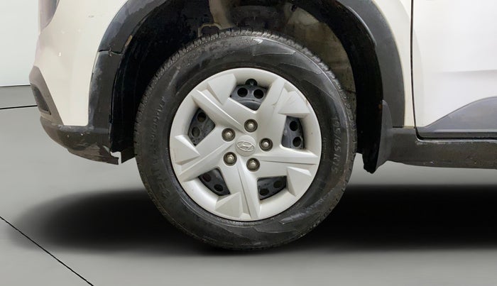 2019 Hyundai VENUE S 1.2, Petrol, Manual, 62,933 km, Left Front Wheel