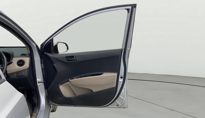 2019 Hyundai Xcent S 1.2, Petrol, Manual, 13,945 km, RHS Front Door