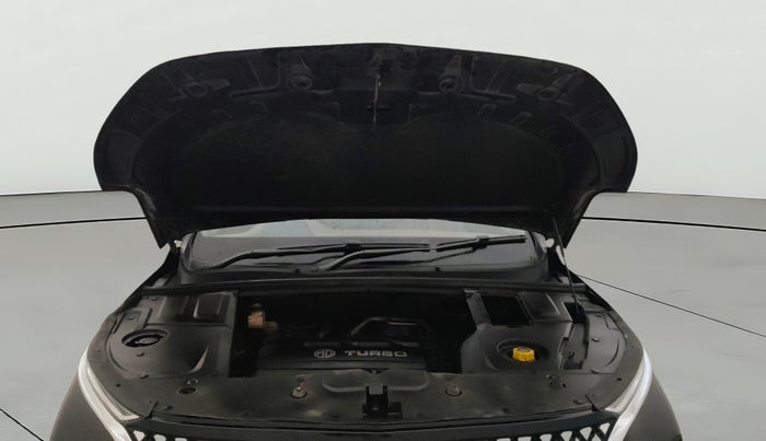 2023 MG HECTOR PLUS SHARP PRO 1.5 TURBO MT 6 STR, Petrol, Manual, 58,887 km, Open Bonet