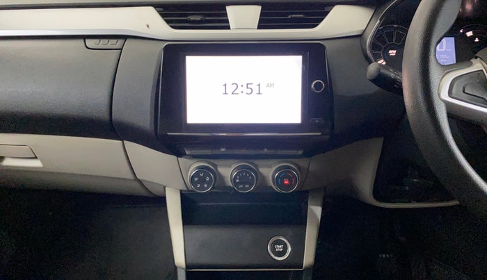 2020 Renault TRIBER RXZ AMT, Petrol, Automatic, 50,175 km, Air Conditioner