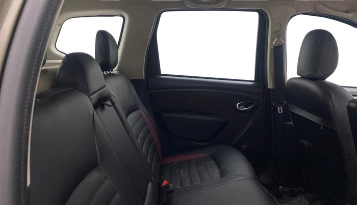 2021 Renault Duster RXZ 1.3 TURBO PETROL MT, Petrol, Manual, 1,12,040 km, Right Side Rear Door Cabin