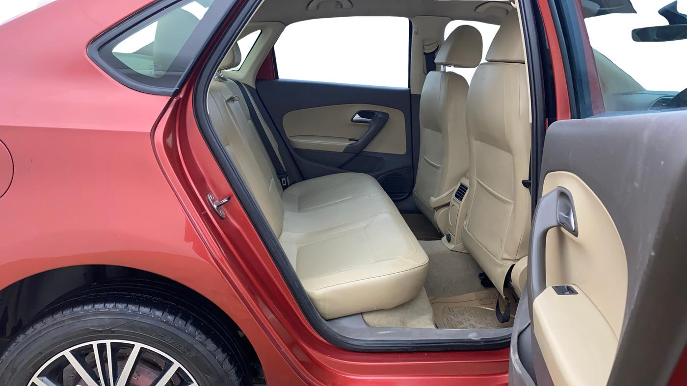 2019 Volkswagen Vento HIGHLINE DIESEL 1.5, Diesel, Manual, 1,33,655 km, Right Side Rear Door Cabin