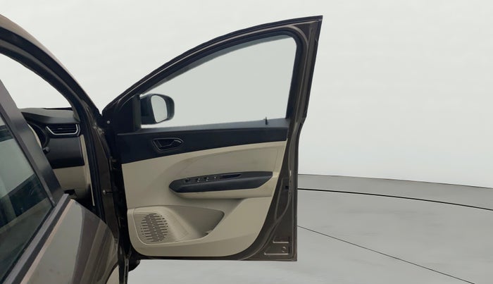 2022 Renault TRIBER RXZ AMT, Petrol, Automatic, 26,341 km, RHS Front Door