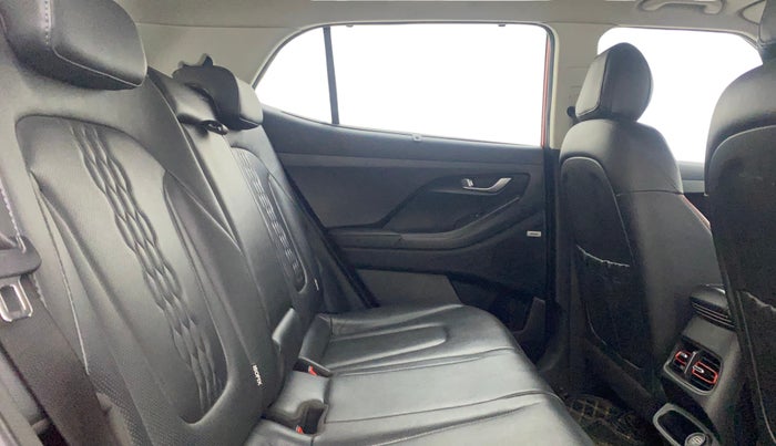 2021 Hyundai Creta SX (O) 1.4 TURBO DCT DUAL TONE, Petrol, Automatic, 64,701 km, Right Side Rear Door Cabin