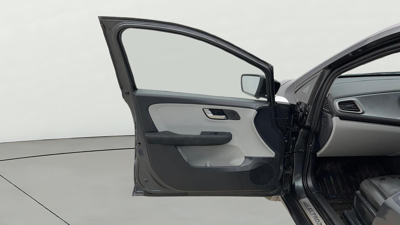 2020 Tata ALTROZ XZ PETROL, Petrol, Manual, 86,317 km, LHS Front Door