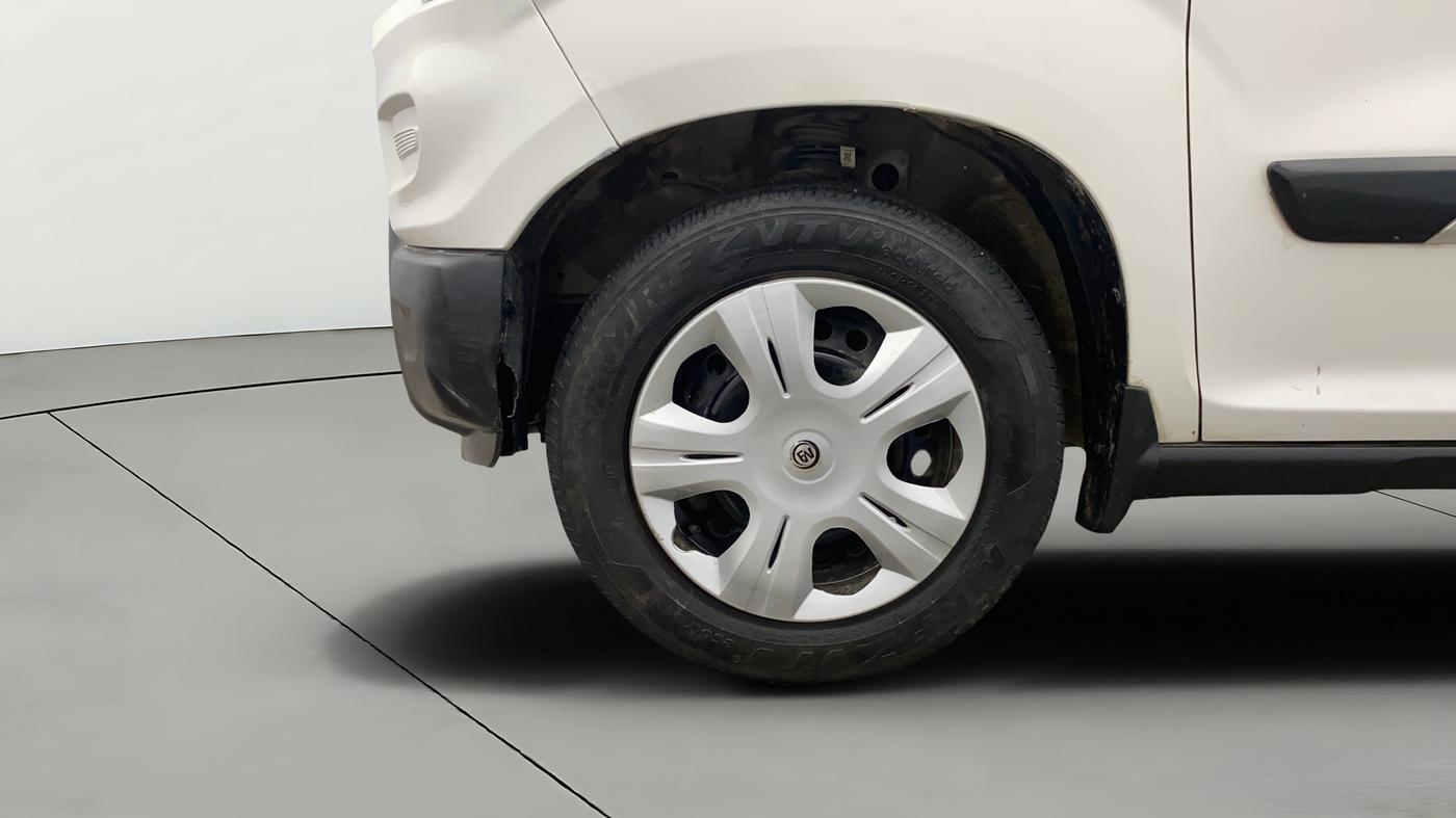 2021 Maruti S PRESSO VXI, Petrol, Manual, 26,316 km, Left Front Wheel