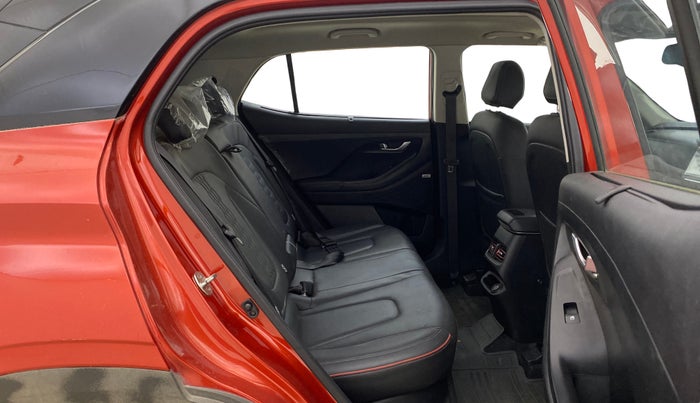 2021 Hyundai Creta SX (O) 1.4 TURBO DCT DUAL TONE, Petrol, Automatic, 29,416 km, Right Side Rear Door Cabin