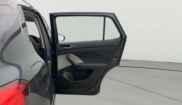 2023 Skoda KUSHAQ STYLE 1.0L TSI AT (6 AIRBAGS), Petrol, Automatic, 20,903 km, RHS Rear Door