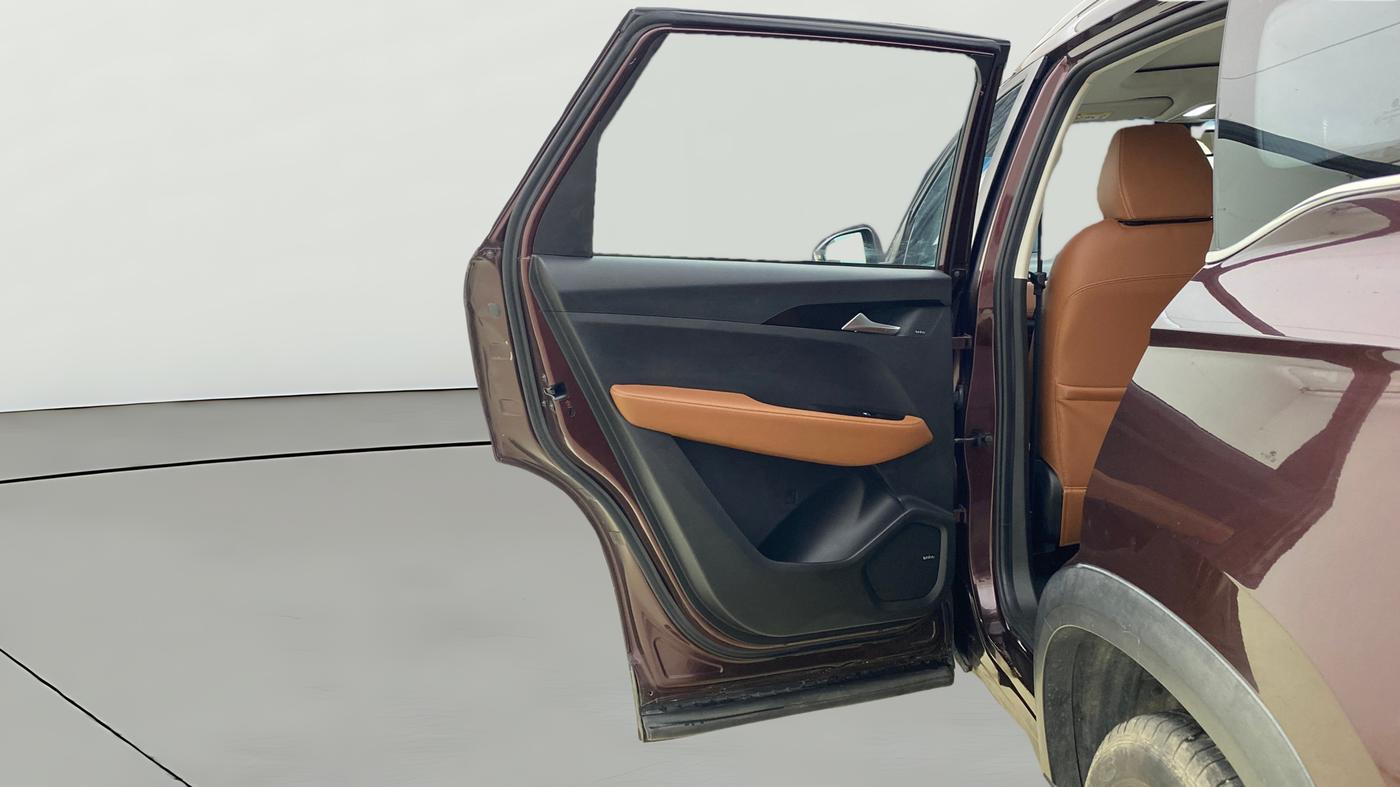 2020 MG HECTOR PLUS SHARP 1.5 PETROL TURBO DCT 6-STR, Petrol, Automatic, 42,072 km, LHS Rear Door