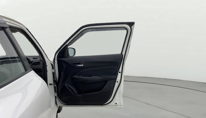 2021 Maruti Swift VXI, Petrol, Manual, 58,834 km, RHS Front Door