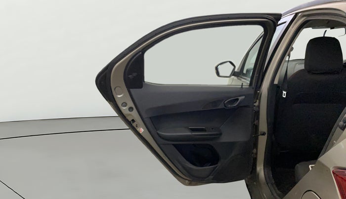 2019 Tata TIAGO NRG PETROL AMT, Petrol, Automatic, 80,757 km, LHS Rear Door