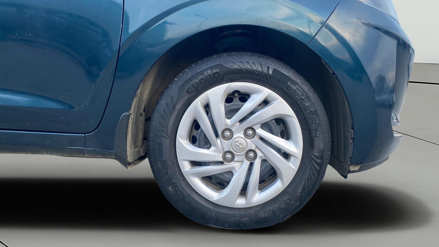 2022 Hyundai GRAND I10 NIOS MAGNA 1.2 KAPPA VTVT, Petrol, Manual, 72,135 km, Right Front Wheel
