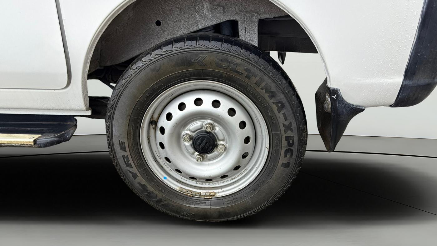 2022 Maruti Eeco 7 STR STD 1.2, CNG, Manual, 53,859 km, Left Rear Wheel