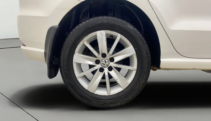 2016 Volkswagen Ameo HIGHLINE1.5L, Diesel, Manual, 69,246 km, Right Rear Wheel