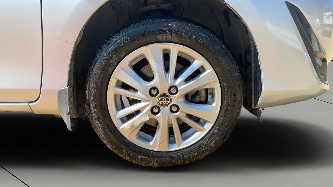 2018 Toyota YARIS VX CVT, Petrol, Automatic, 66,129 km, Right Front Wheel