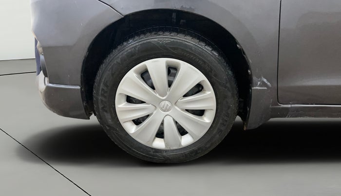 2017 Maruti Ertiga VXI, Petrol, Manual, 65,870 km, Left Front Wheel