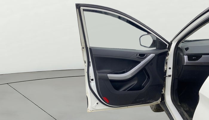 2023 Tata NEXON XMA SUNROOF PETROL, Petrol, Automatic, 36,089 km, LHS Front Door