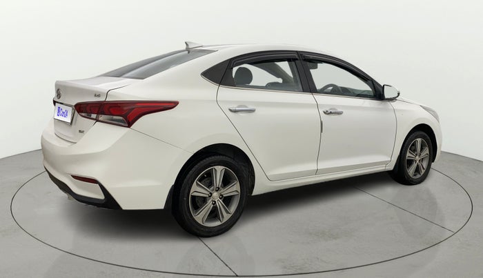 2019 Hyundai Verna 1.6 VTVT SX (O) AT, Petrol, Automatic, 98,649 km, Right Back Diagonal
