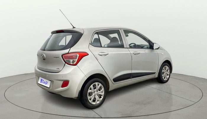 2015 Hyundai Grand i10 MAGNA 1.2 KAPPA VTVT, Petrol, Manual, 38,636 km, Right Back Diagonal