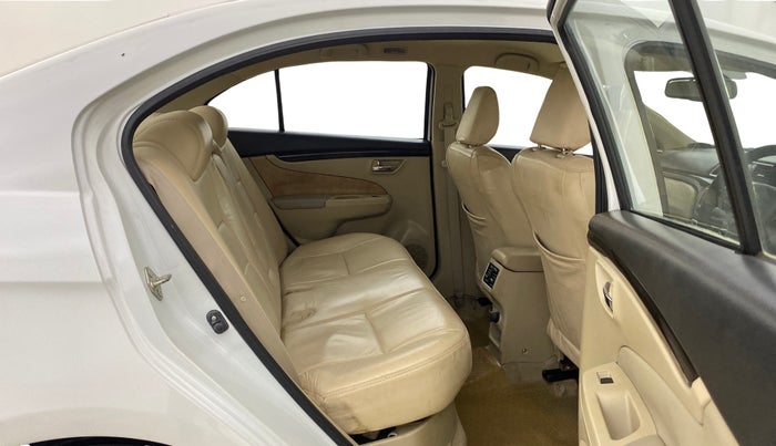 2015 Maruti Ciaz ZXI AT, Petrol, Automatic, 44,549 km, Right Side Rear Door Cabin