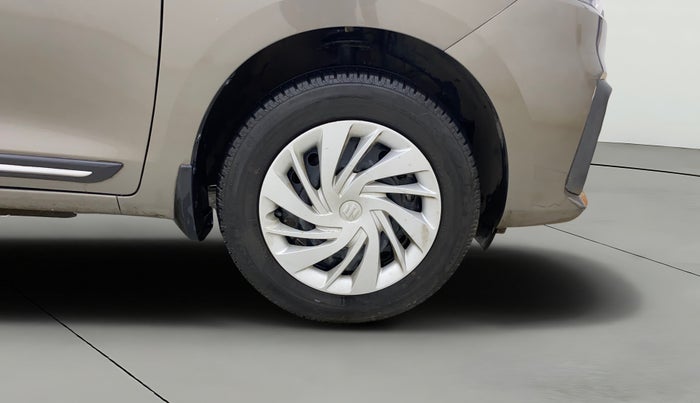 2024 Maruti Ertiga   VXI (O) CNG, CNG, Manual, 37,733 km, Right Front Wheel
