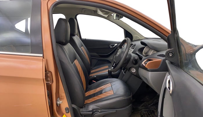2017 Tata TIGOR XZ (O) PETROL, Petrol, Manual, 53,433 km, Right Side Front Door Cabin