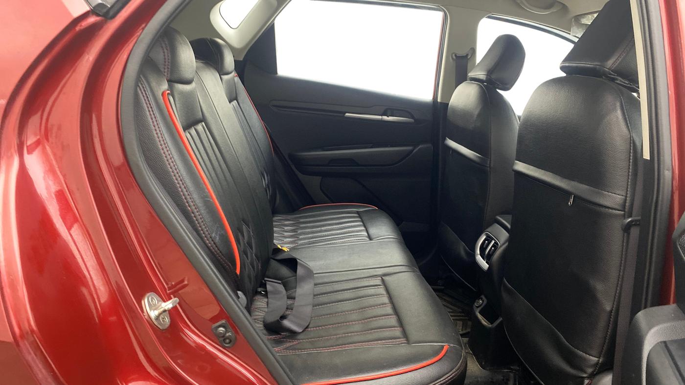 2020 KIA SONET GTX PLUS 1.0 DCT DUAL TONE, Petrol, Automatic, 65,337 km, Right Side Rear Door Cabin