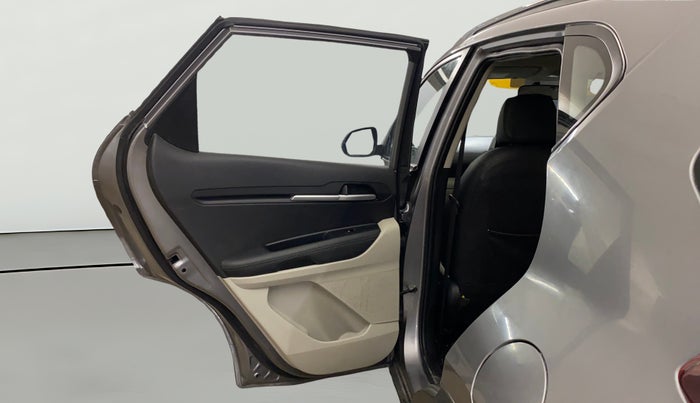 2021 KIA SONET HTX 1.0 IMT, Petrol, Manual, 48,437 km, LHS Rear Door