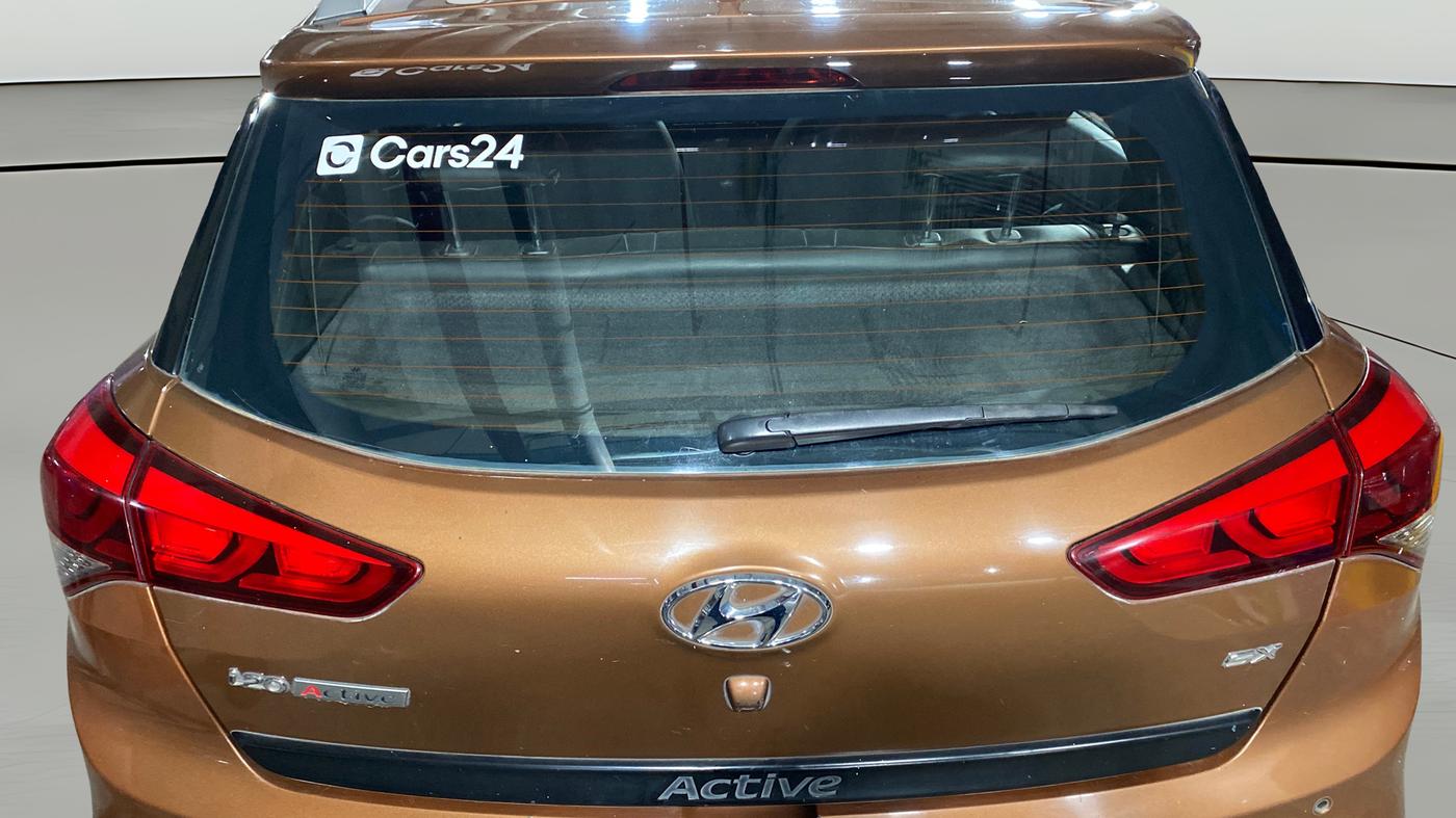 2018 Hyundai i20 Active 1.2 SX, Petrol, Manual, 64,290 km, Rear Windshield
