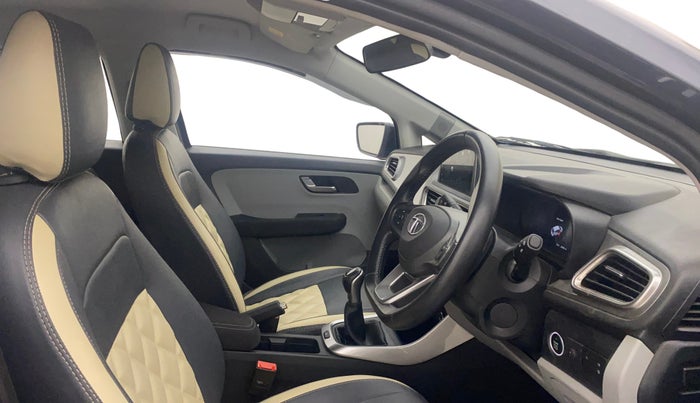 2020 Tata ALTROZ XZ PETROL, Petrol, Manual, 22,214 km, Right Side Front Door Cabin