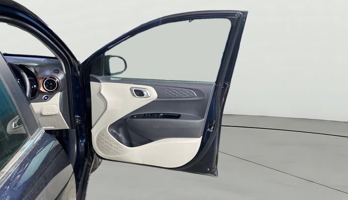 2024 Hyundai AURA SX 1.2, Petrol, Manual, 14,251 km, RHS Front Door