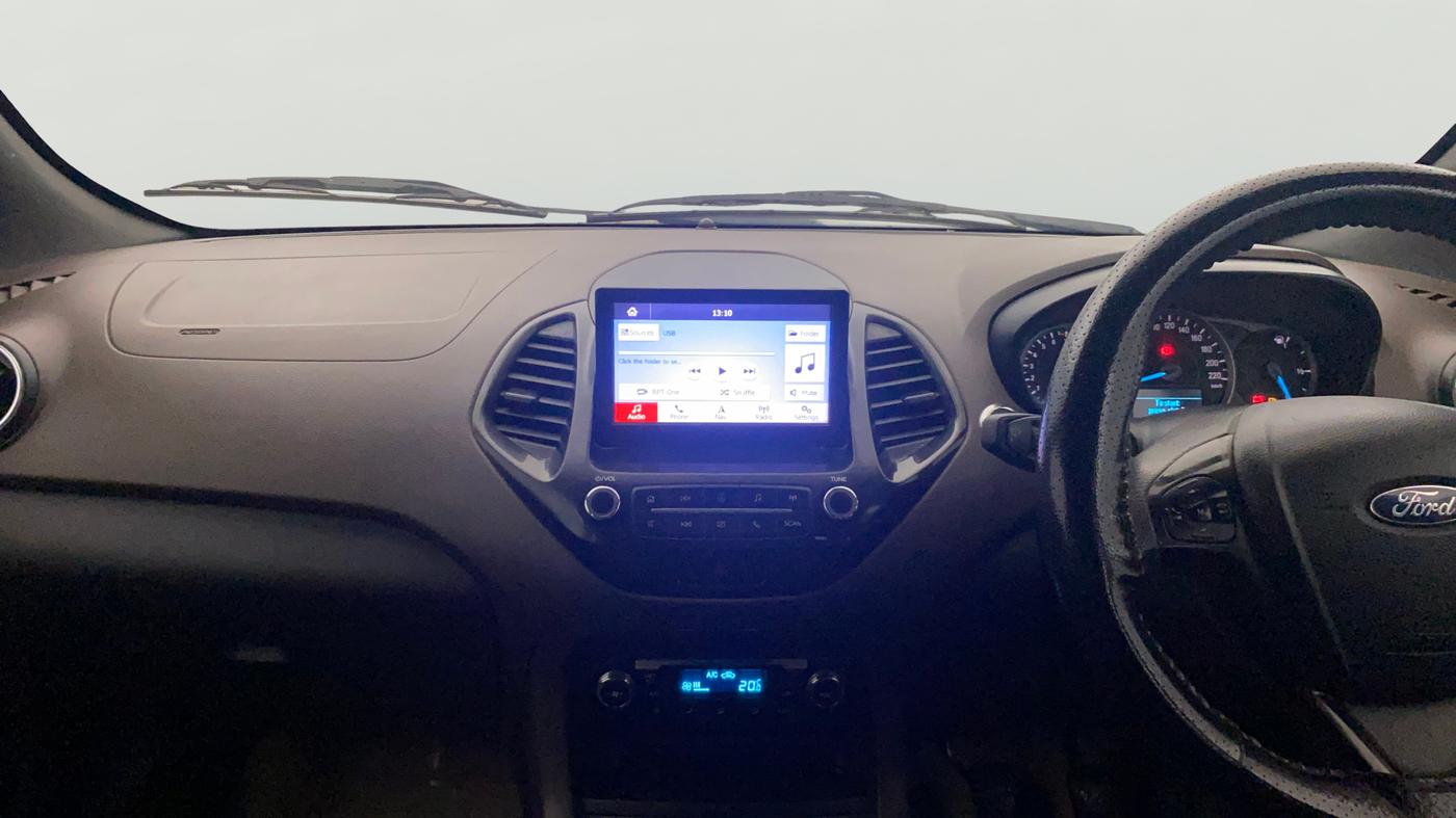 2019 Ford FREESTYLE TITANIUM 1.2 PETROL, Petrol, Manual, 1,22,069 km, Air Conditioner