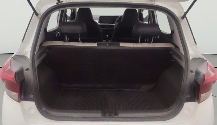 2024 Hyundai GRAND I10 NIOS SPORTZ AMT 1.2 KAPPA VTVT, Petrol, Automatic, 42,465 km, Boot Open Zoomed View