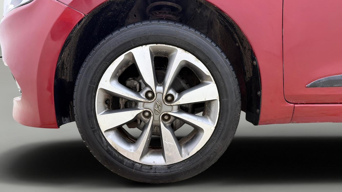 2014 Hyundai Elite i20 ASTA 1.2, Petrol, Manual, 60,669 km, Left Front Wheel